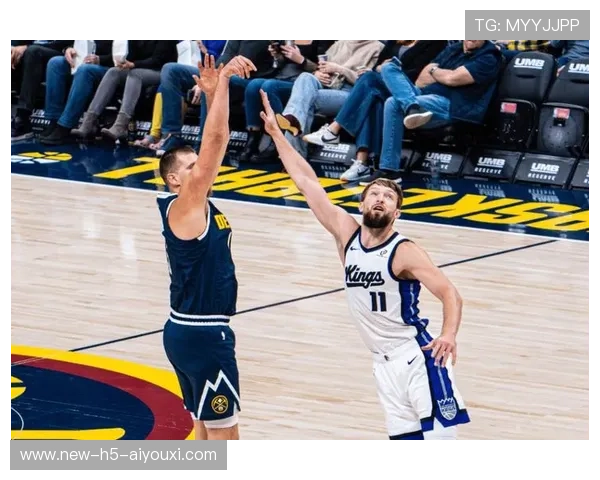 NBA掘金中路渗透持续奏效,对手退防被迫提前调整