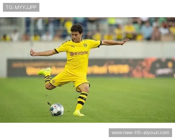 多特边线传中精准到点，助攻无可匹敌